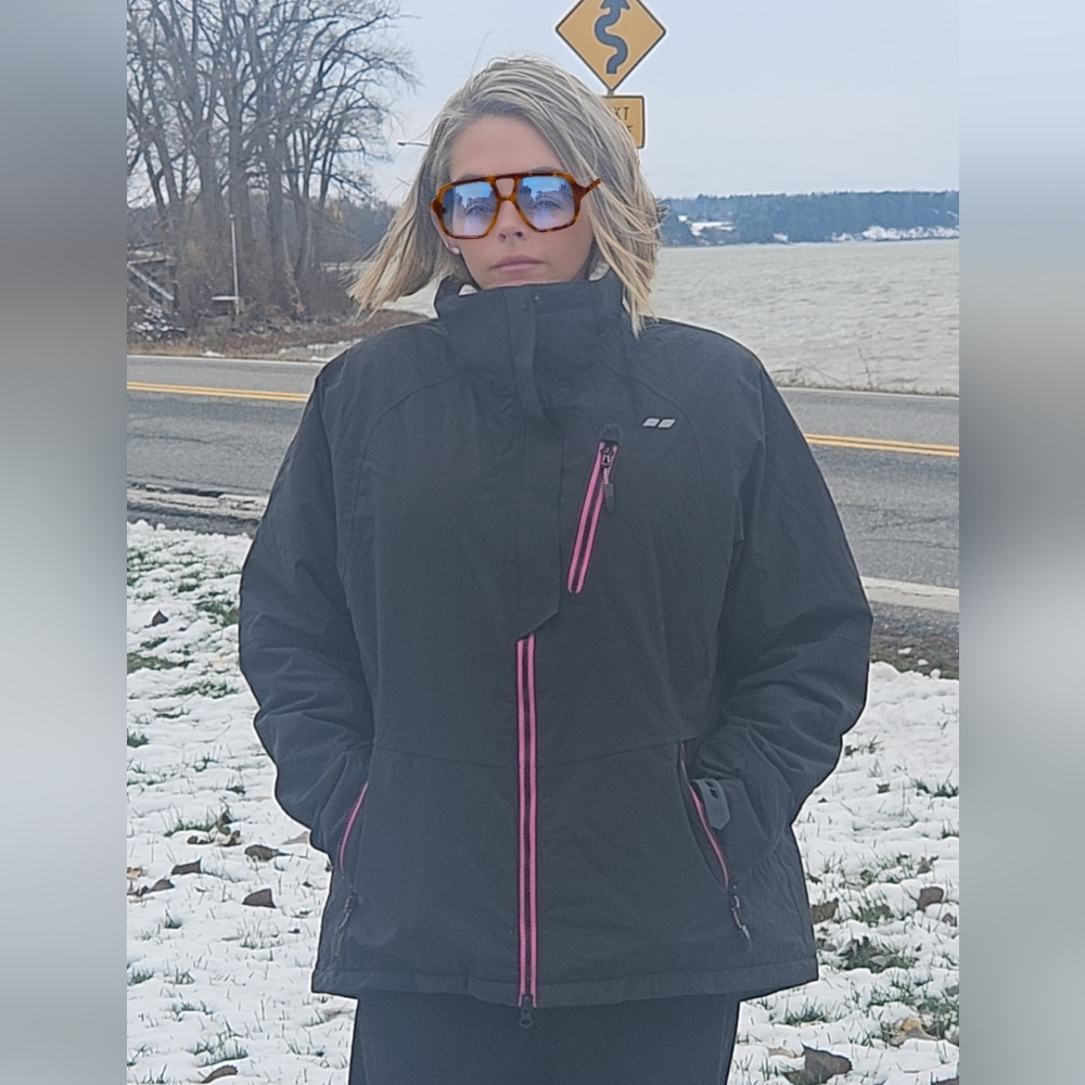 Women's Black Koppen Ski Jacket with Accents
